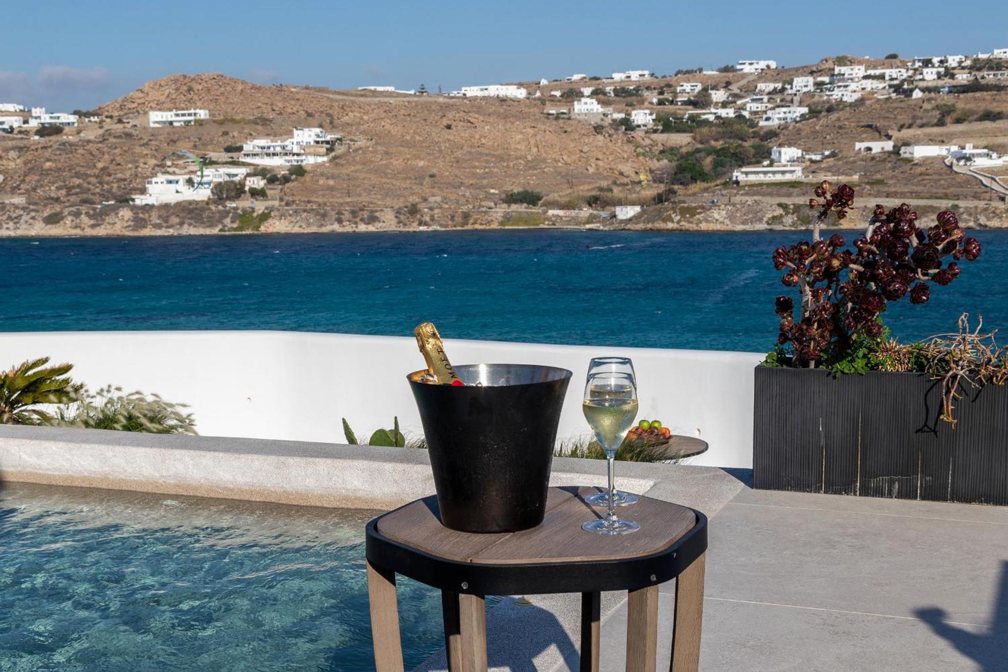 Aeonic Suites And Spa Mykonos Town Kültér fotó